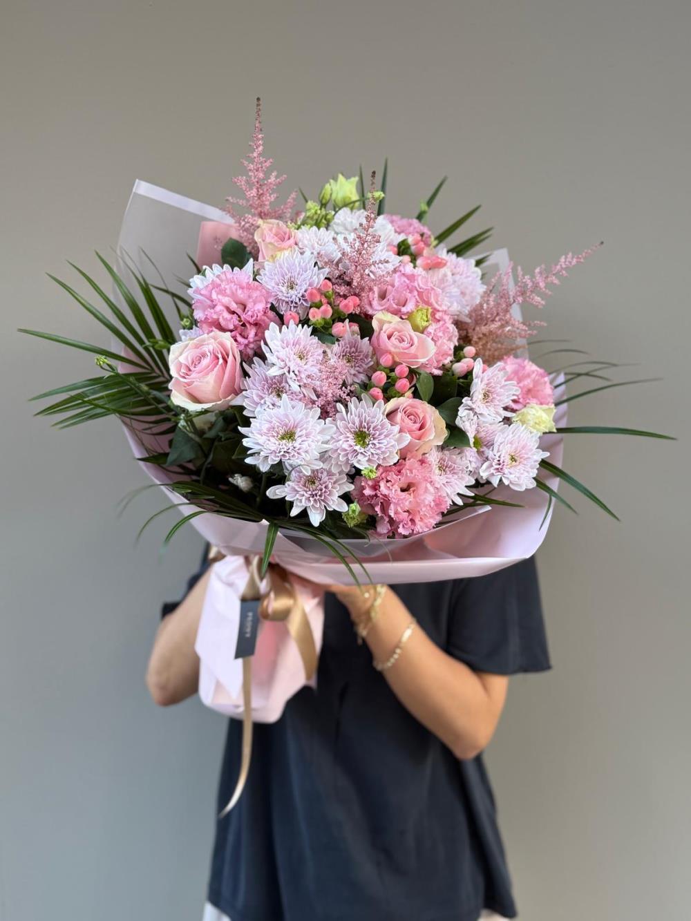 Lovely Pink Buket 